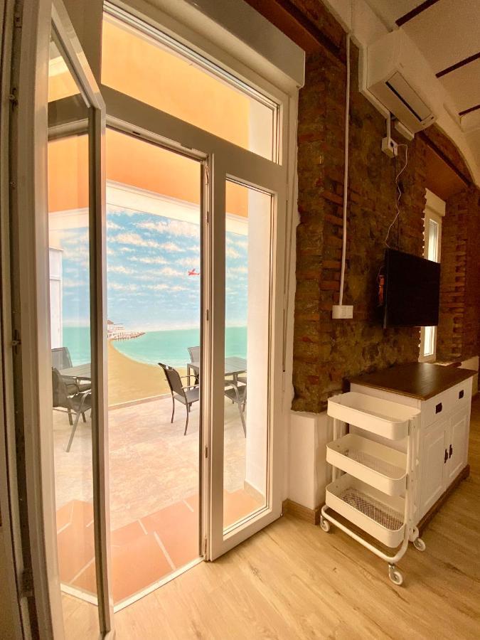 Fernando El Catolico Premium Apartment Malaga Exterior photo